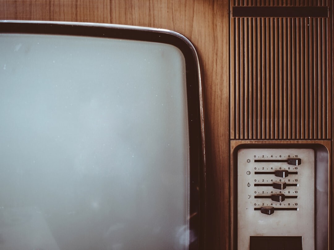 1980s retro tv ad